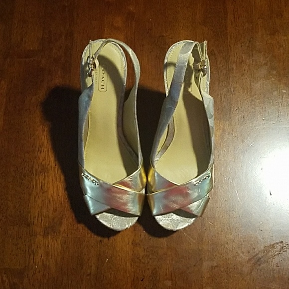 Gold Coach Jessy slingback wedge - Picture 2 of 7